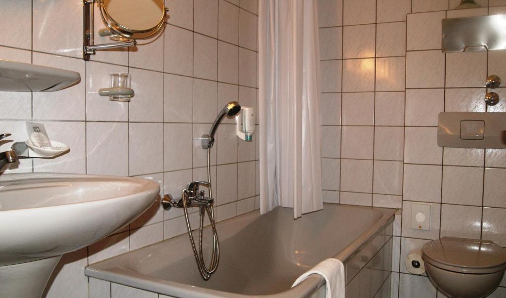 Hotel Deutsches Haus Blomberg  Værelse billede