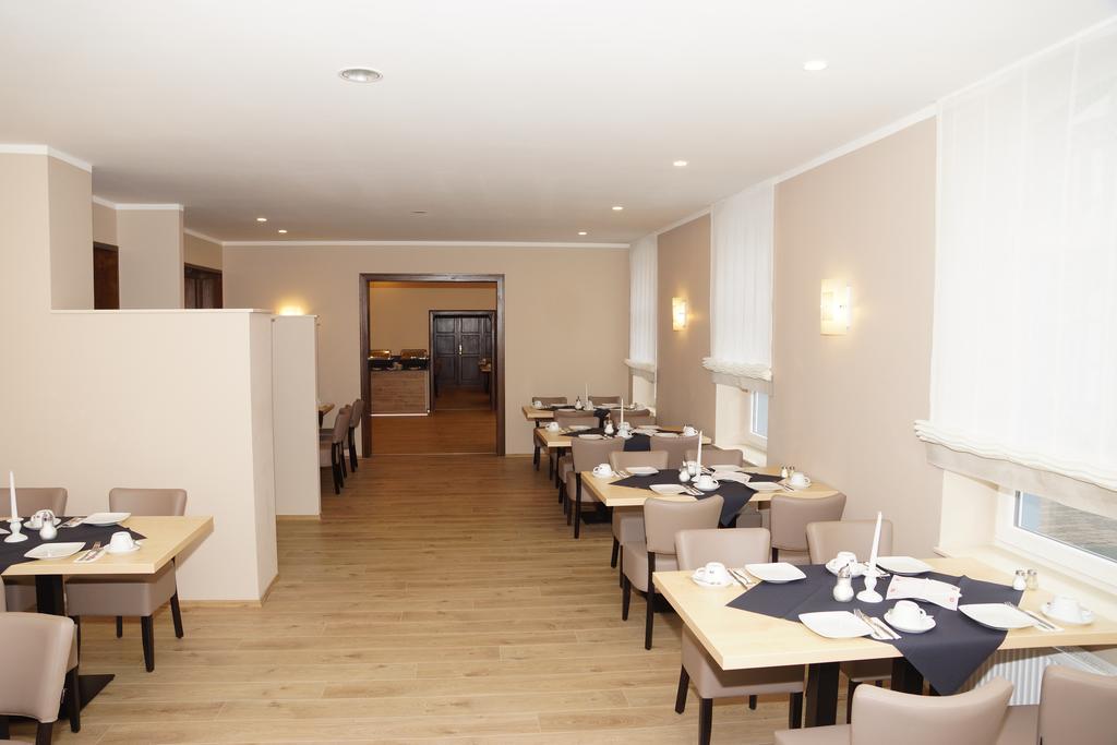 Hotel Deutsches Haus Blomberg  Eksteriør billede
